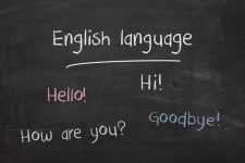 Nên chọn chương trình Tiếng Anh nào khi mới bắt đầu học? | Hơn 10 Chương trình HOT